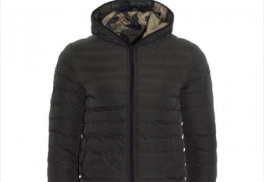 Reversible padded hooded jacket with camo print. - MJK CHASINGREV